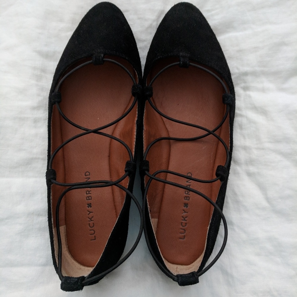 EUC Lucky Brand Aviee Black Suede Ballerina Flats
